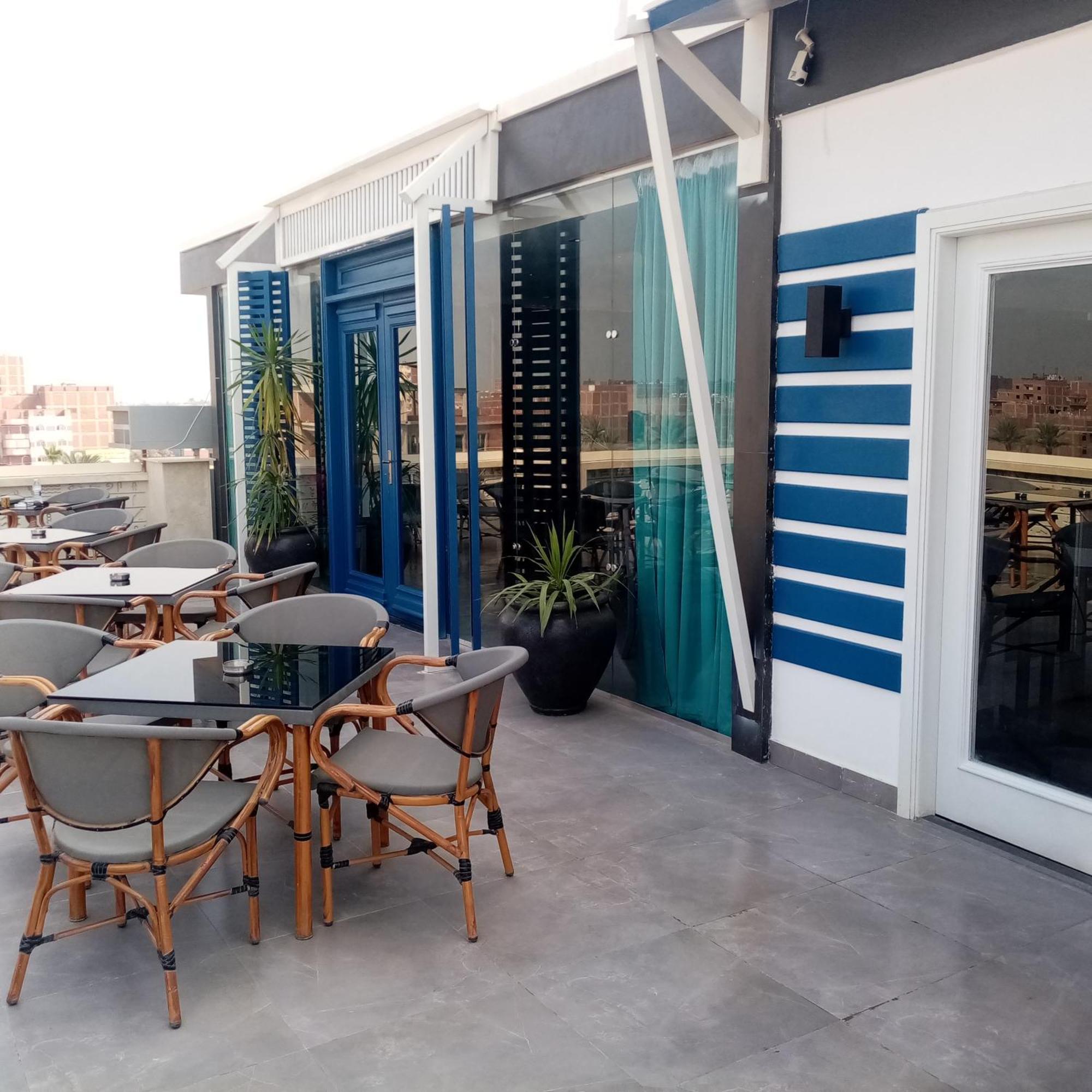Pyramids Oasis Hotel Kafret el-Gabal Екстериор снимка