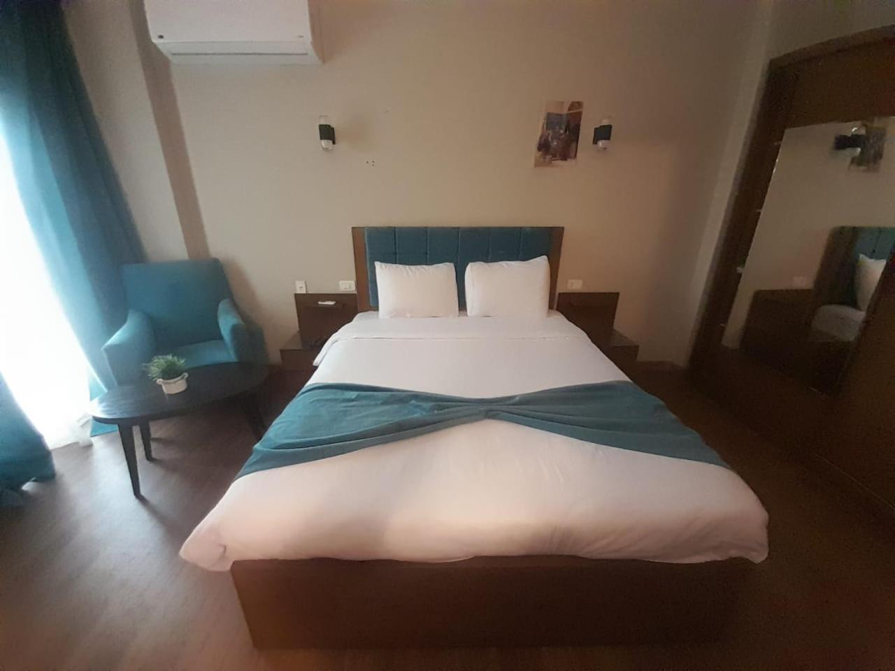 Pyramids Oasis Hotel Kafret el-Gabal Екстериор снимка